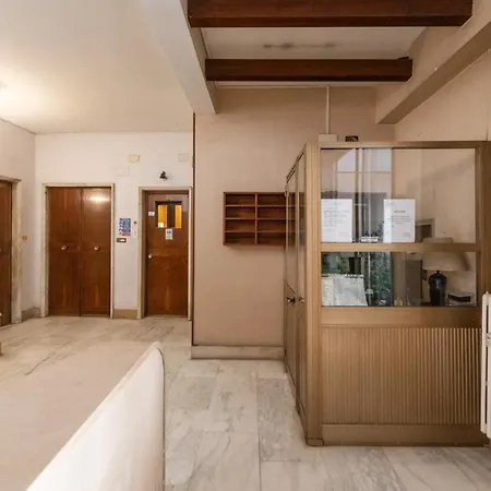 Daire Bright And Spacious Family In Parioli