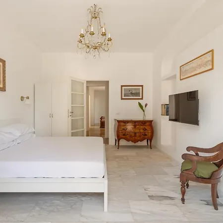 Bright And Spacious Family In Parioli Rome